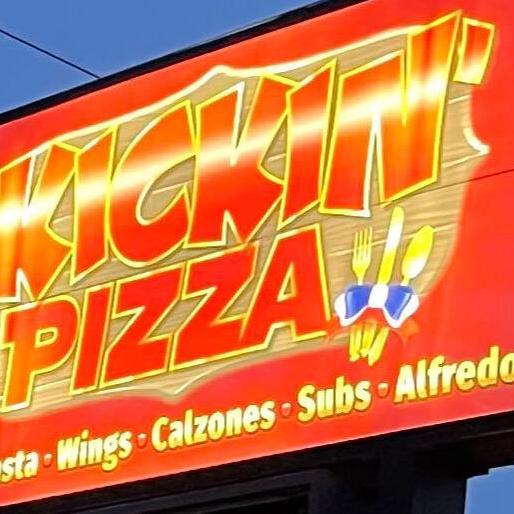 Kickin' Pizza sign in Radcliff, Kentucky